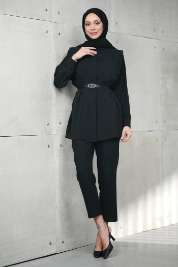 Siyah Gizli Patlı Belden Kemerli Modal Dokuma Tunik