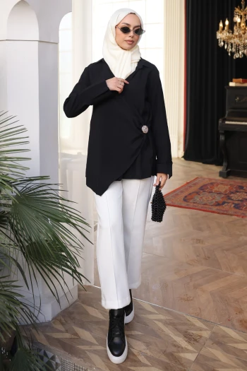 Siyah Kruvaze Yaka Bel Detaylı Tunik