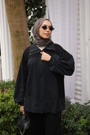 Siyah Paraşüt Garnili Swaet Hırka Pantolonlu Takım