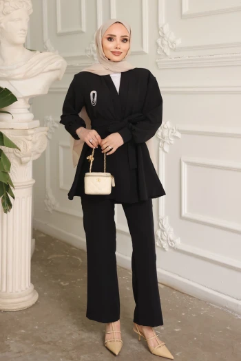 Siyah Yaka Bronş Detaylı  Tunik Pantolonlu Takım
