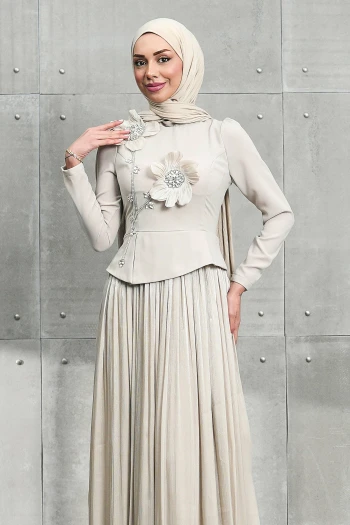 Taş Papatya Detaylı Eteği Pliseli Taşlı Abiye