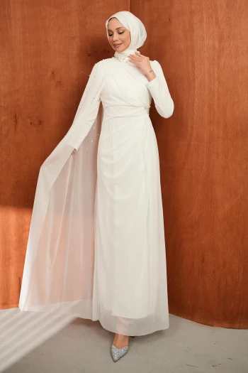 Ekru Drapeli İnci Detaylı  Abiye