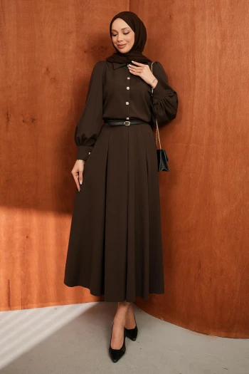 Kahverengi Düğmeli Kemerli Gömlek Etekli Takım