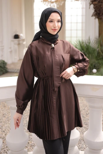 Kahverengi Fular Yakalı Piliseli Saten Tunik