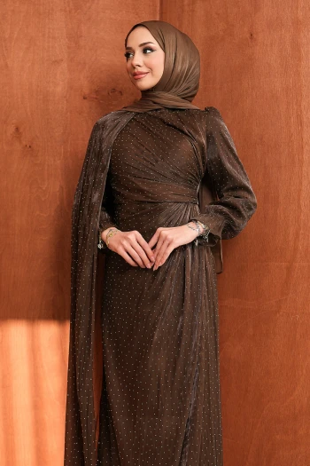 Kahverengi Pelerin Detaylı Drapeli Taşlı Abiye