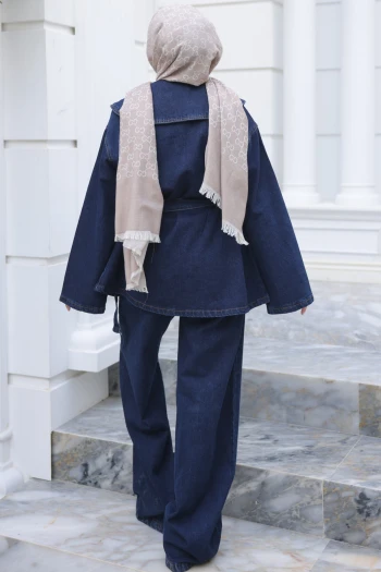 Koyu Mavi Düğmeli Mendil Yaka Ceket Pantolonlu Takım