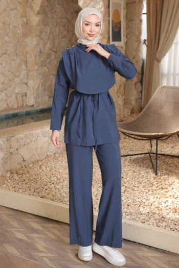 Lacivert Omuz Düğmeli Bel Kuşaklı Pantolonlu Takım