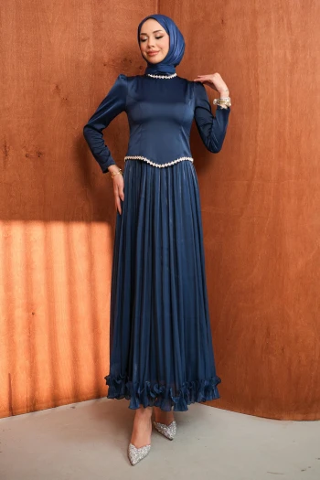 Lacivert Taş Detaylı Üstü Saten Piliseli Abiye