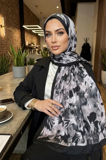 Siyah İpekhan Desenli Kraş Şal