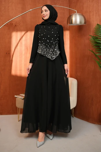 Siyah Taş Detaylı Tasarım Abiye