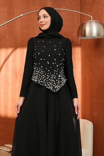 Siyah Taş Detaylı Tasarım Abiye