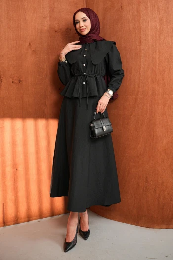 Siyah Yaka Detaylı Gömlek Etekli Takım