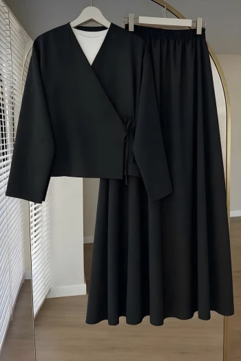 Siyah Yandan Bağlamalı Dabıl Kimono Etekli Takım