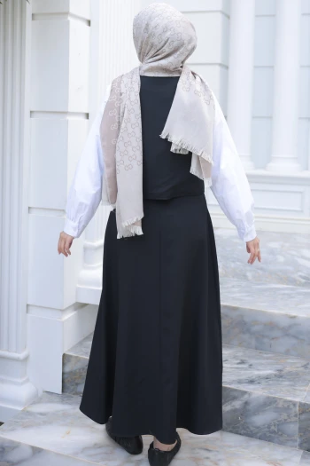 Siyah Yelek Kombinli Gömlek Etekli Takım