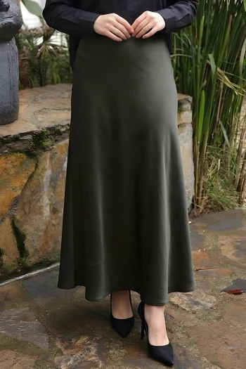 Haki Uzun Saten Etek
