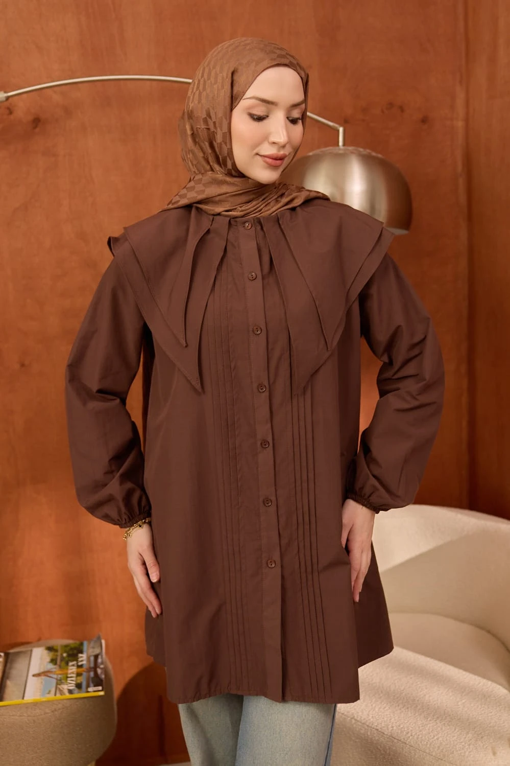 Kahverengi Önü Nervürlü Çift Yakalı Poplin Tunik