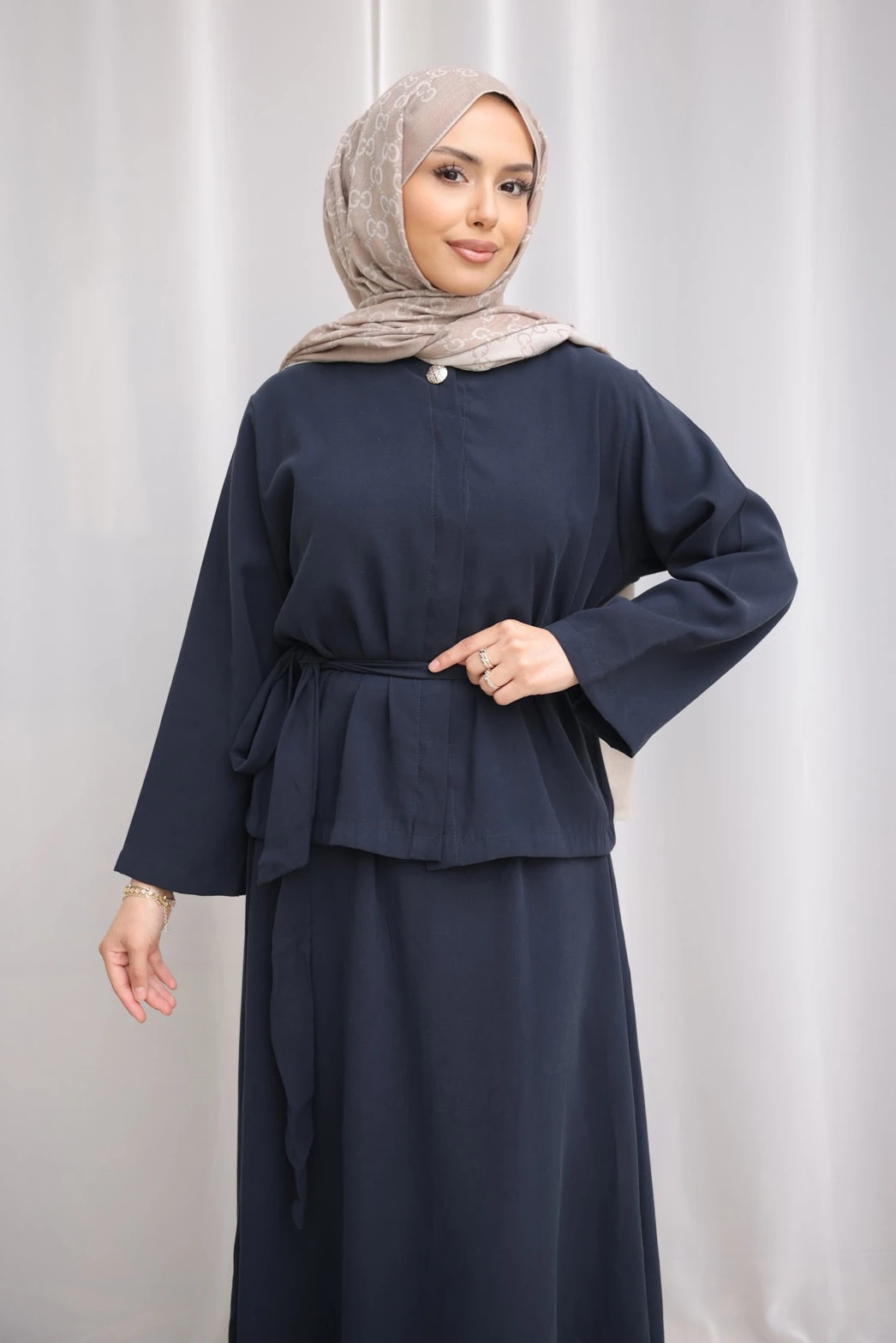 Koyu Lacivert Gizli Düğmeli Bel Kuşaklı Gömlek Etekli Takım