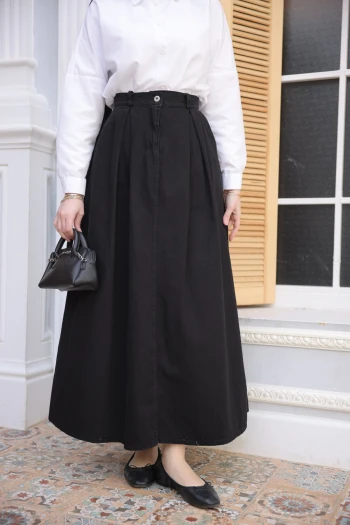 Siyah Pileli Kot Etek