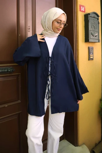 Lacivert Ön Bağlamalı Kimono