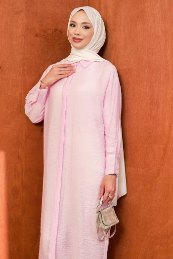 Pembe Düğmeli Arka Yırtmaçlı Uzun Tunik