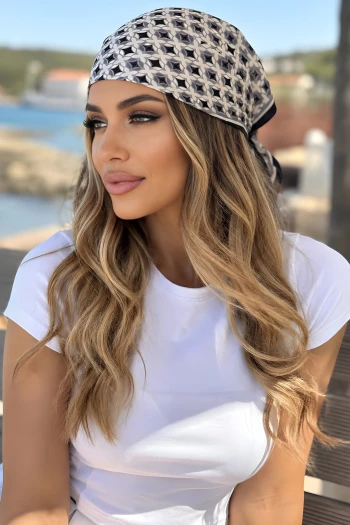 Gri Dijital Desenli Bandana