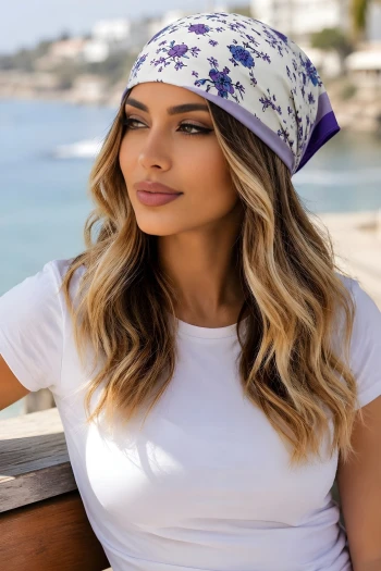 Lila Çiçek Desenli Bandana