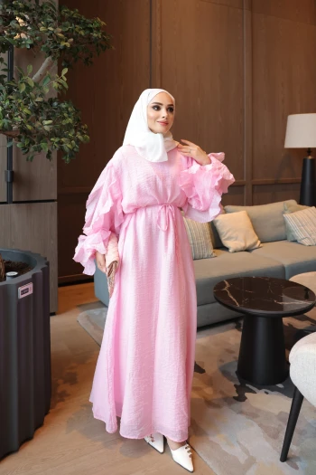 Pembe Kol Katlı Bel Bağlamalı Elbise