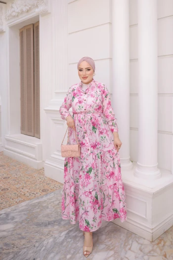 Pembe Yarım Düğmeli Kol Lastikli Eteği Katlı Elbise
