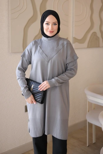 Gri Kol Yaka Detaylı Merserize Triko Tunik