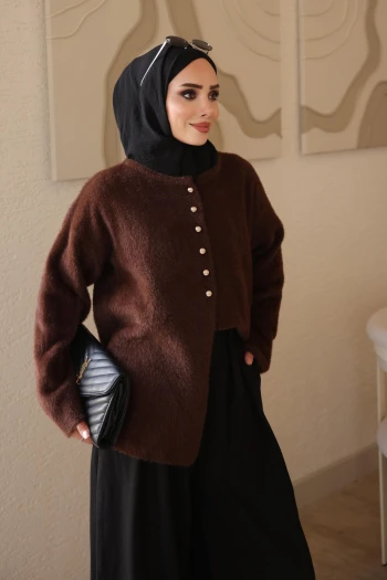 Kahverengi Düğmeli Angora Yumoş Triko Hırka