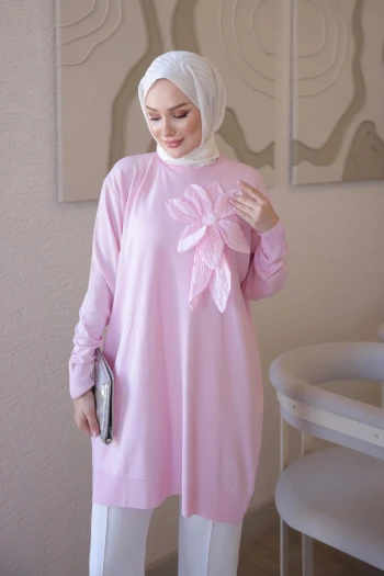 Pembe Soğuk İplik Çiçek Detaylı Triko Tunik