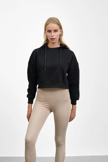 Siyah Kapşonlu İçi Şardonlu Üç İplik Sweatshirt
