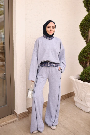 Gri Garnili Sweat Pantolonlu Takım