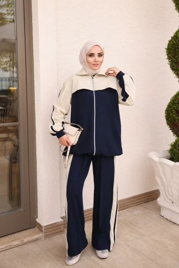 Lacivert Fermuarlı Garnili Tunik Pantolonlu Takım